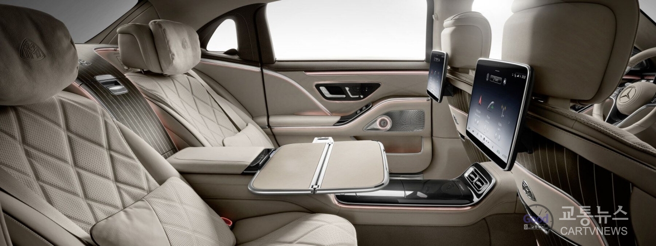 마이바흐 S-클래스는 뒷좌석 승객의 편안함에 초점이 맞춰져있다. 사진=Mercedes Me
