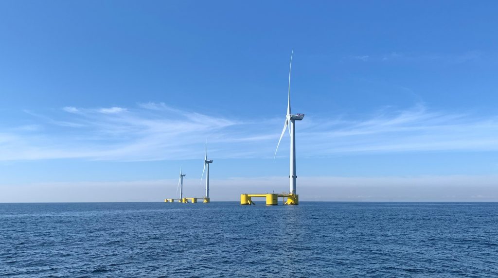 부유식 풍력발전은 바다에 풍력발전기를 띄워 친환경 전기를 만든다. 사진=한국부유식풍력